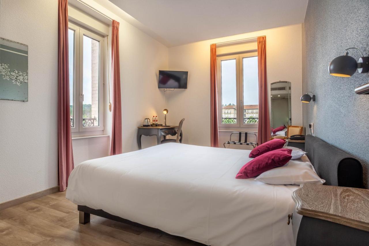 Hotel D'Angleterre Vittel Zewnętrze zdjęcie